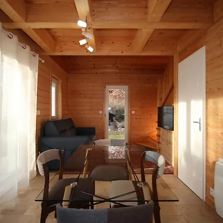 Les Epiceas Apartment Chorges Exterior photo