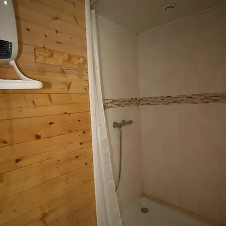 Les Epiceas Apartment Chorges Exterior photo